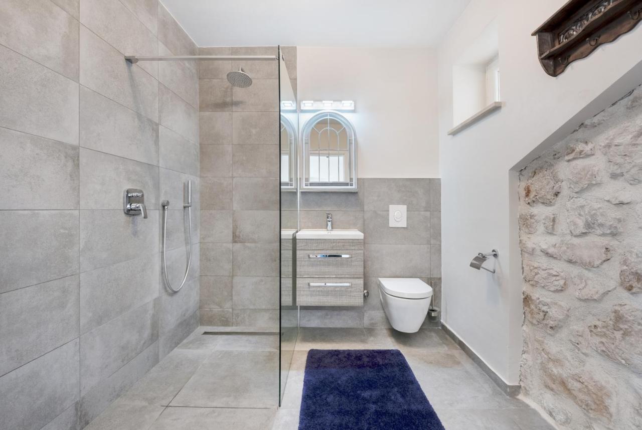 Izabela Apartment With Swimming Pool Babino Polje Extérieur photo